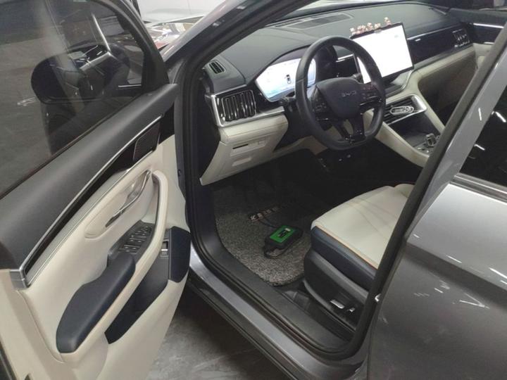 Song PLUS EV 2023 Champion DM-i 110KM Flagship photo 3