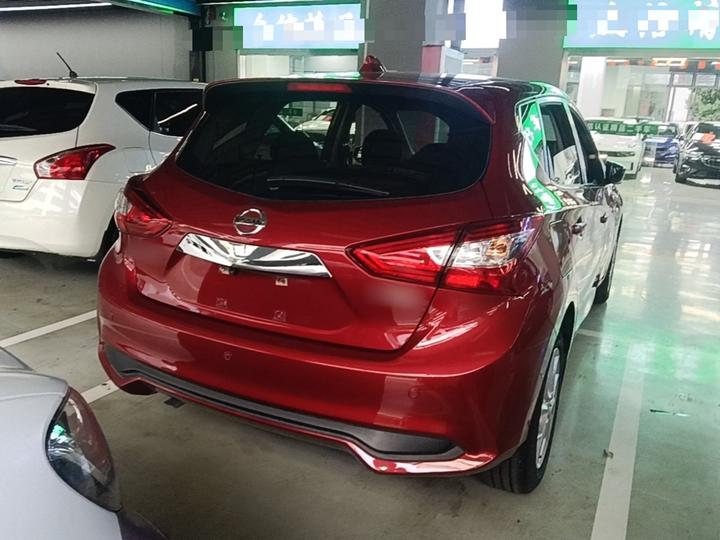 Tiida 2021 1.6L CVT photo 4
