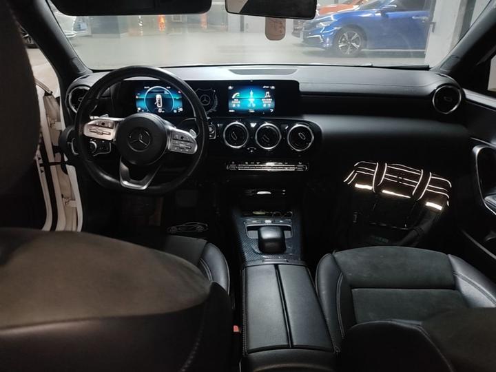 A-Class 2019 A 180 L Sport photo 5