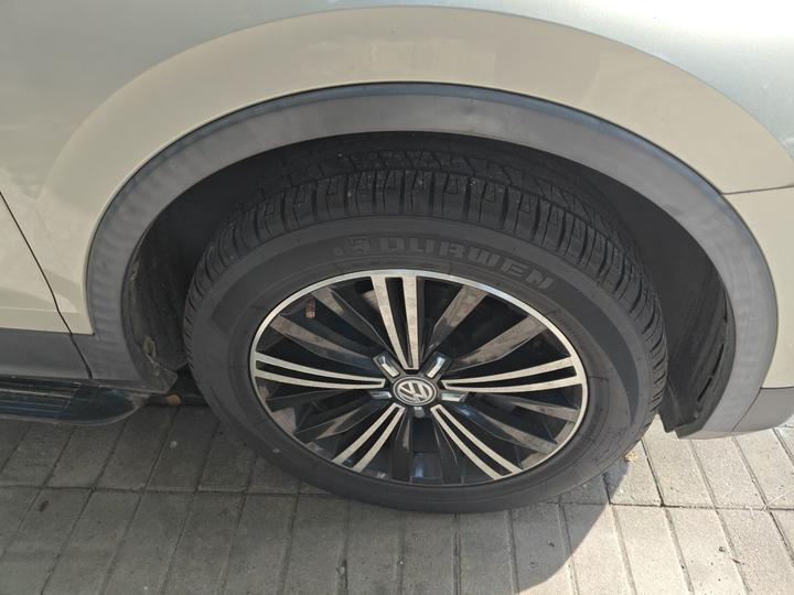 Tiguan L 2019 Facelift 330TSI AT RWD Comfort China VI photo 8