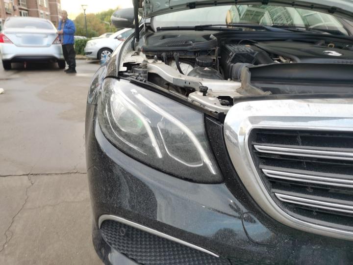 E-Class 2016 E 200 L Sport photo 7