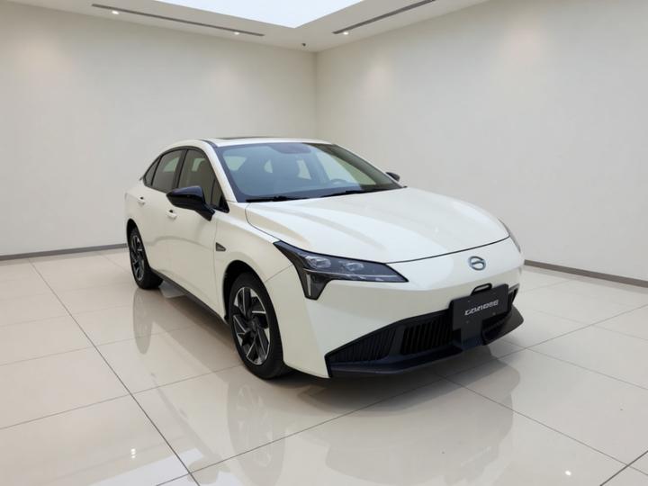 AION S Plus 2025 53.241kWh photo 3
