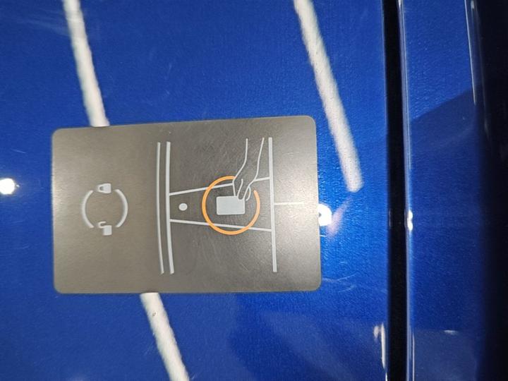 Model Y 2022 RWD photo 8