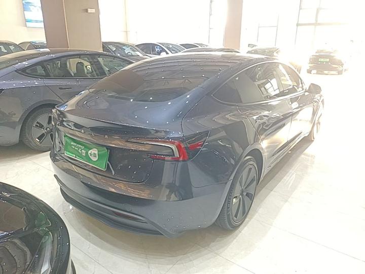 Model 3 2023 Long Range AWD photo 6