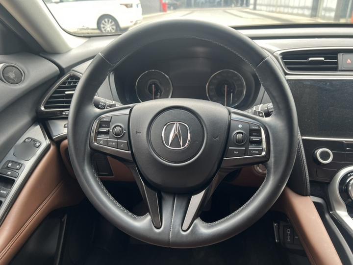 CDX 2017 1.5T AWD Exclusive photo 3