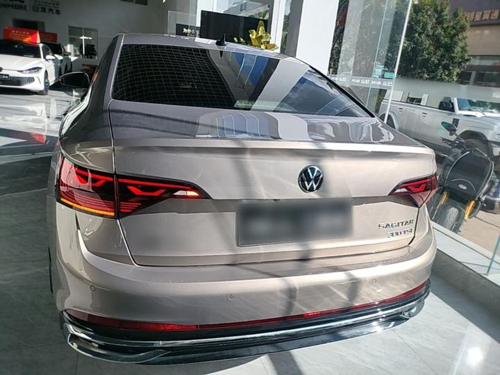 Sagitar 2023 300TSI DSG photo 5