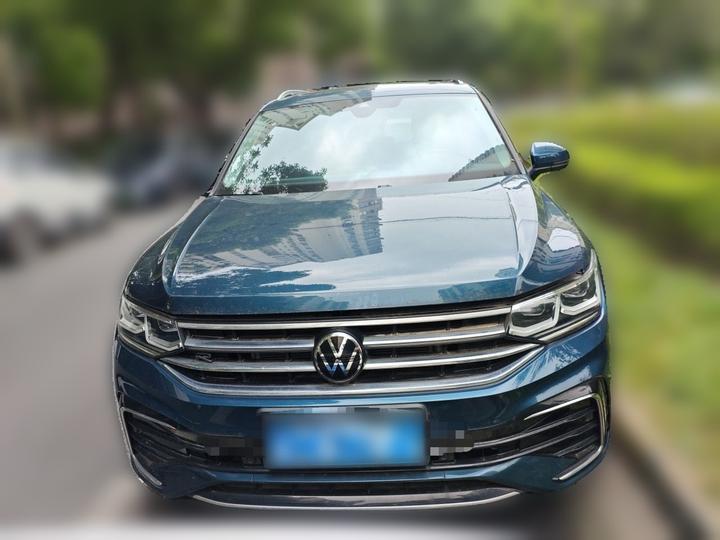Tiguan L 2023 330TSI AT RWD R-Line Flagship photo 2