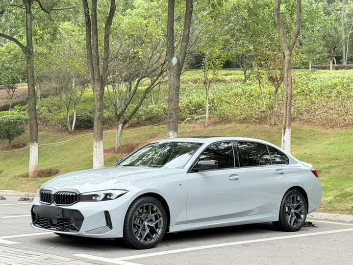 3 Series 2025 330Li 50 photo 4
