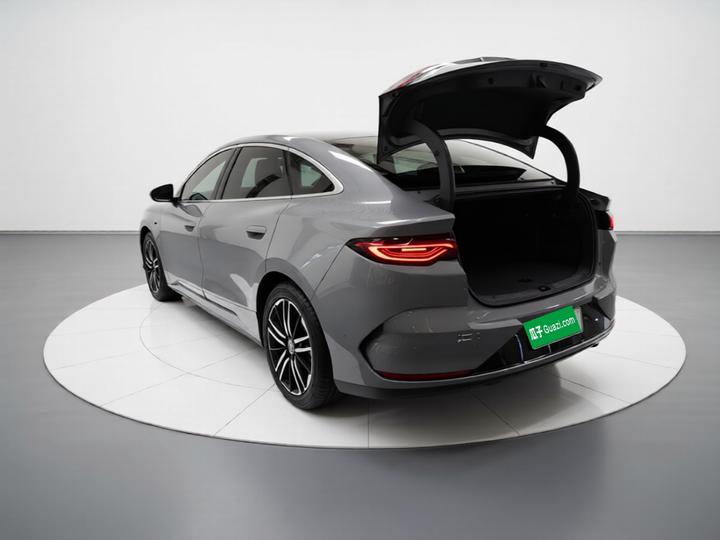 Qin L 2025 EV 545KM Excellence photo 4