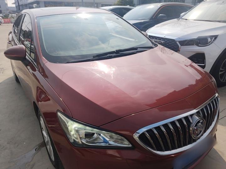 Verano 2017 Sedan 15S AT Progressive photo 3