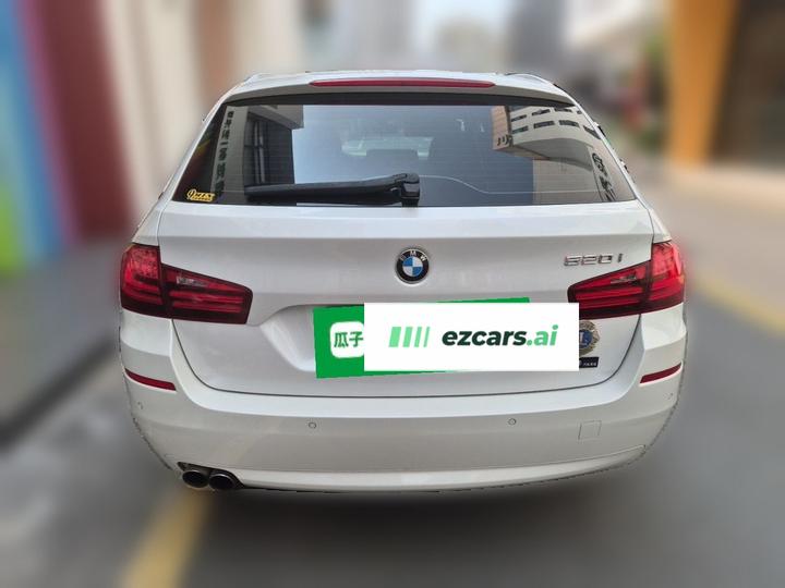 5 Series Imported 2014 520i Wagon photo 5