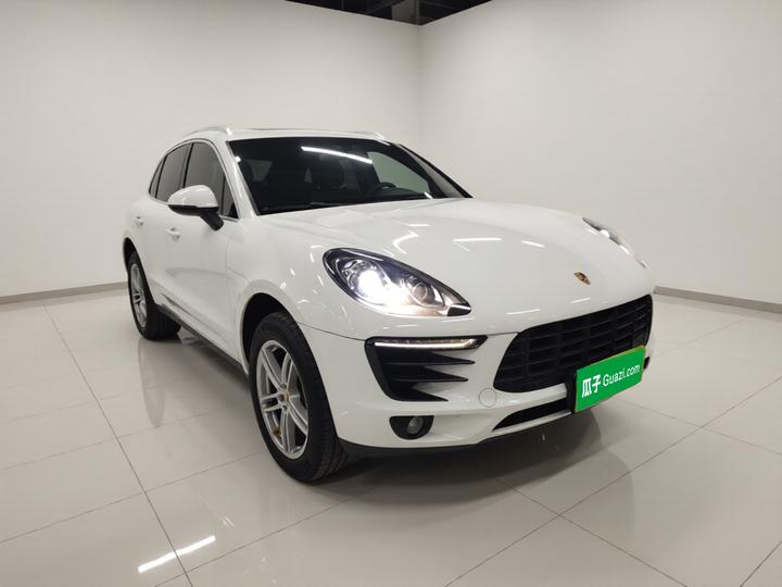 2014 Macan 2.0T photo 3
