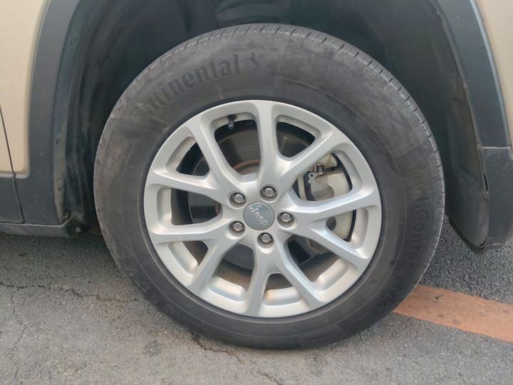 Cherokee 2016 2.4L Smart photo 8