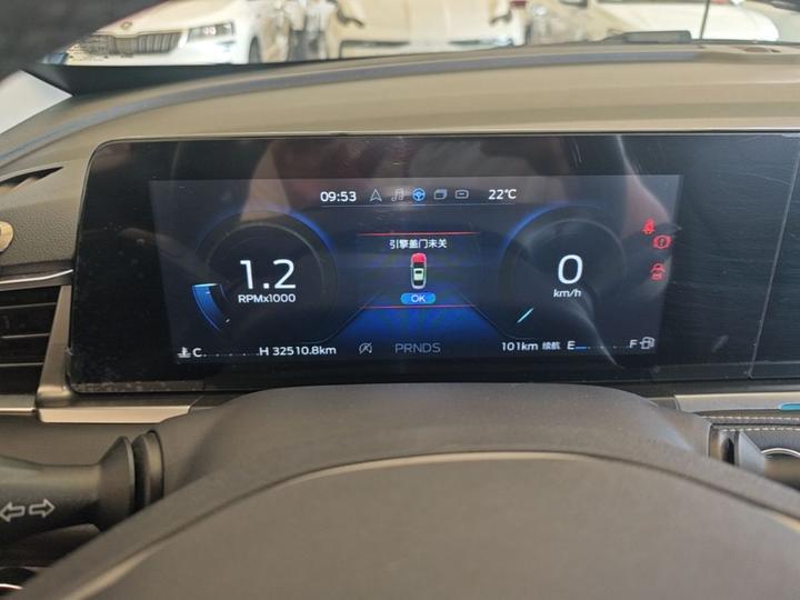 Escort 2021 1.5L AT photo 3