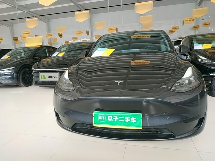 Model Y 2024 RWD photo 2
