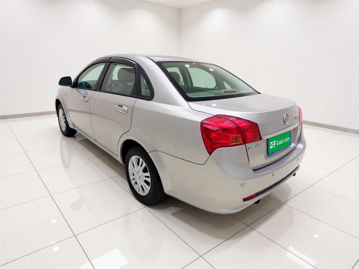 Excelle 2015 1.5L AT Classic photo 4
