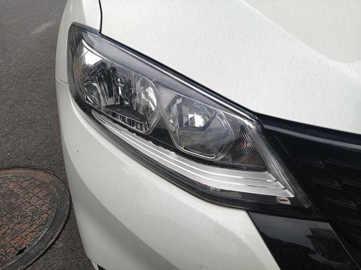 Tiida 2024 1.6L CVT photo 7