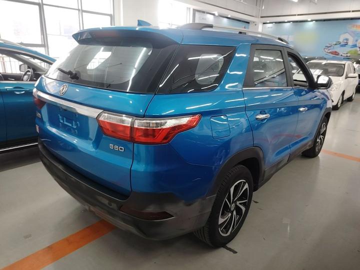 Fengon S560 2018 1.8L MT Comfort 7-Seater photo 6