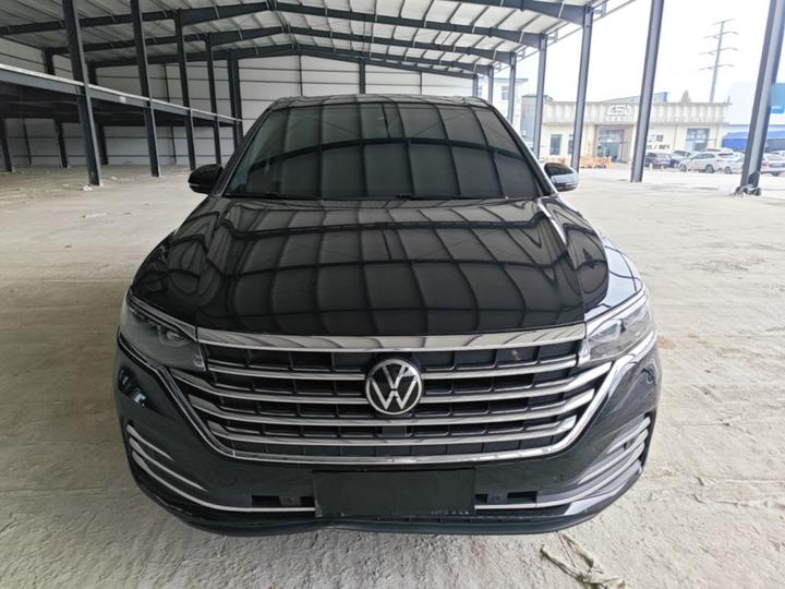 Viloran 2022 380TSI Premium photo 2