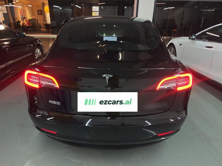 Model 3 2020 Standard Range RWD Upgraded photo 3
