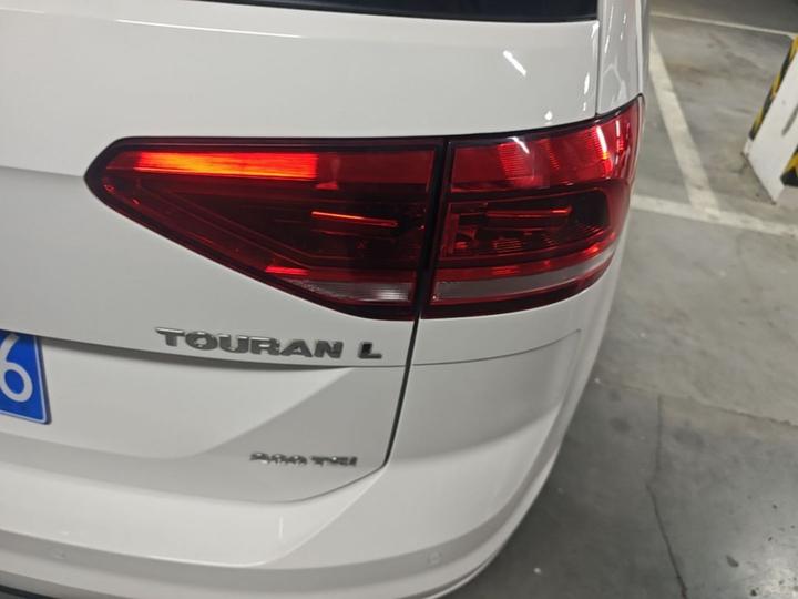 2016 L 280TSI DSG Comfort photo 7
