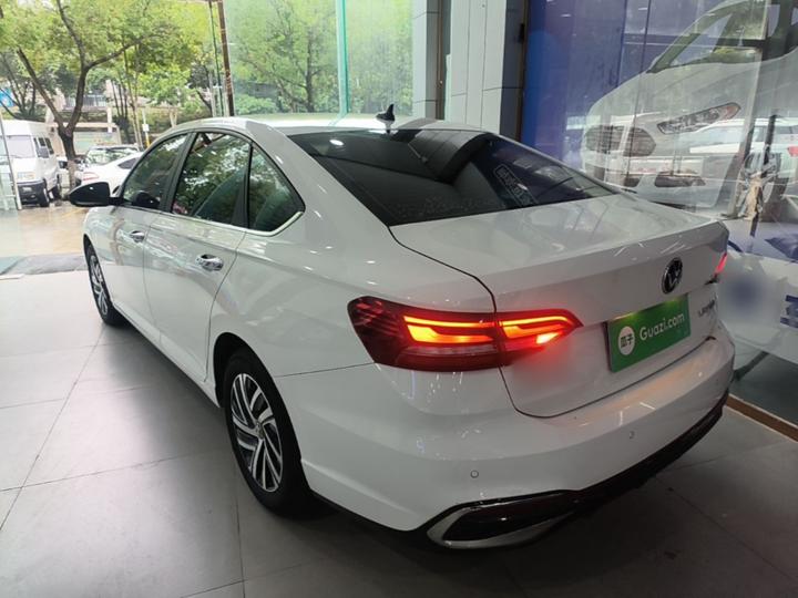 Lavida 2024 1.5L AT photo 4