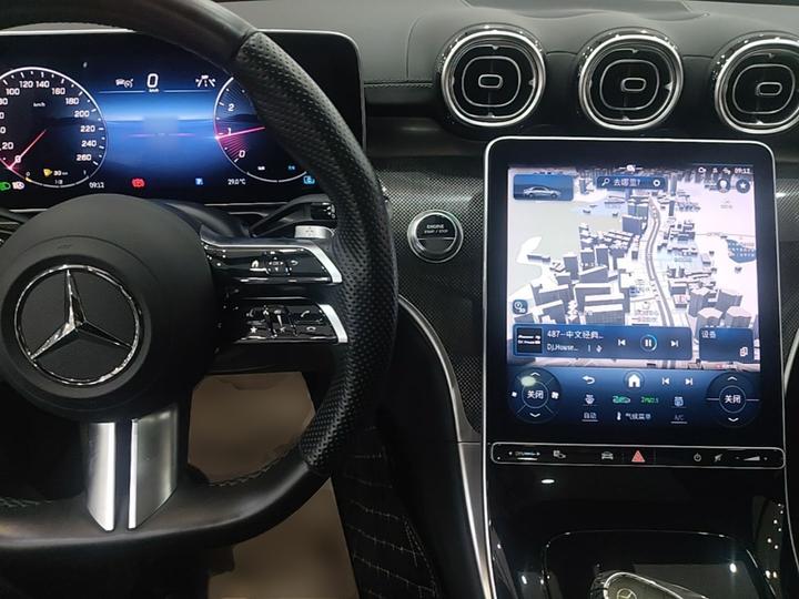C-Class 2023 Facelift C 260 L Sport photo 5