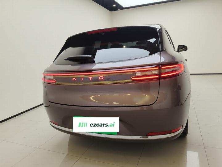HIMA AITO M5 2025 EREV Ultra AWD photo 5