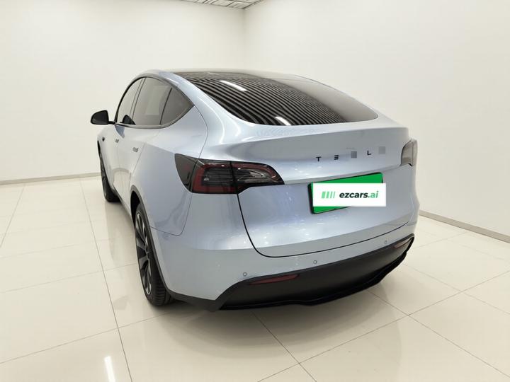 Model Y 2022 Facelift RWD photo 4