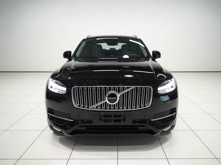 XC90 2018 T6 7-Seater photo 2