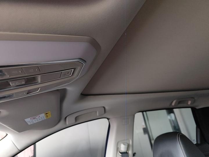 2020 260T AT 48V Mild Hybrid photo 7