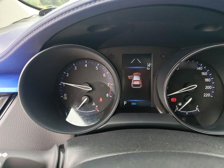 C-HR 2022 2.0L Leading photo 4