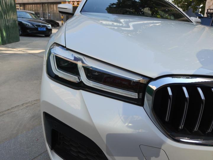 5 Series 2023 530Li Leading M Sport Package photo 7