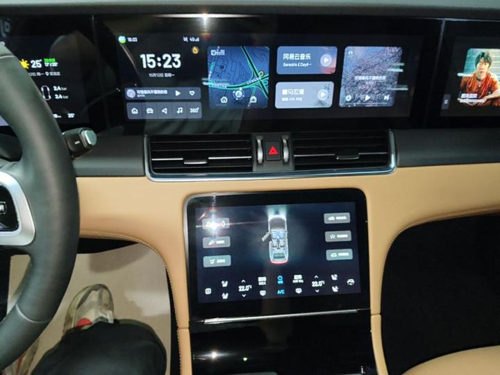 Li Auto ONE 2021 EREV 6-Seater photo 8