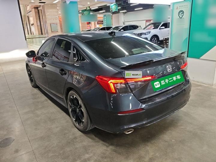 Civic 2022 240TURBO CVT photo 4