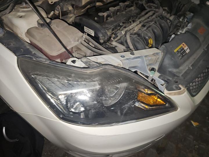 Focus 2013 Hatchback Classic 1.8L AT photo 7