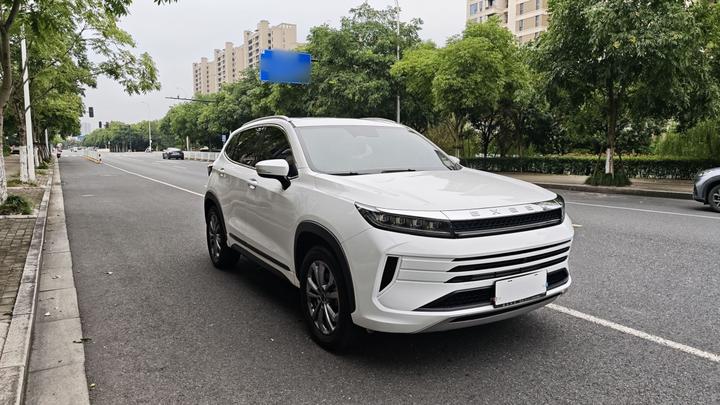 LX 2020 1.5T CVT photo 3