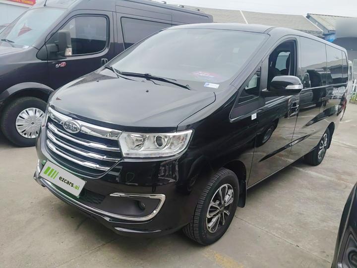 Refine M3 2022 PLUS 1.8L 7-Seater Standard