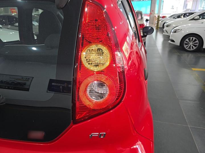 F0 2015 1.0L AMT photo 7