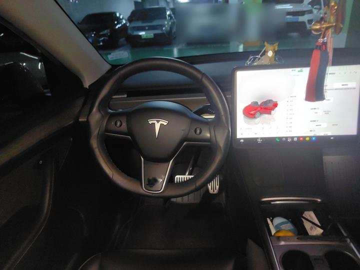 Model Y 2022 RWD photo 7