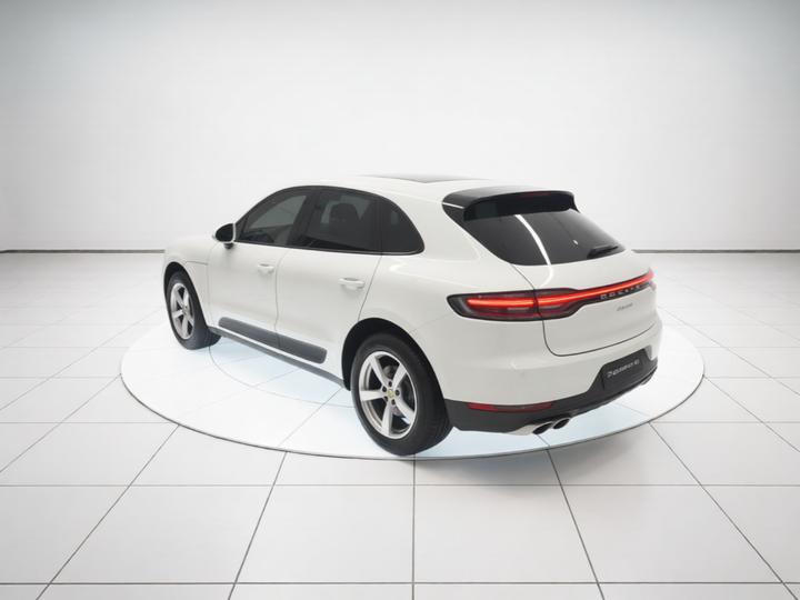 2021 Macan 2.0T photo 4