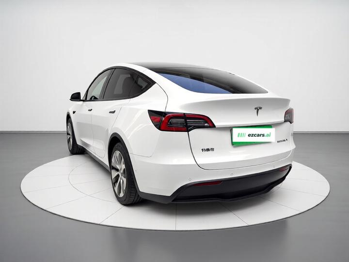 Model Y 2021 Standard Range RWD photo 4