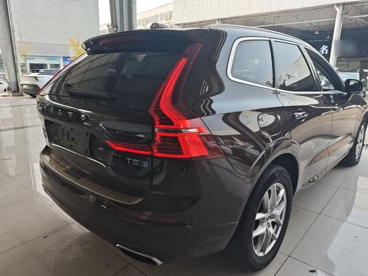 XC60 2019 T5 AWD China V photo 4