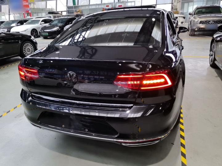 Magotan 2018 Facelift 330TSI DSG Luxury photo 3