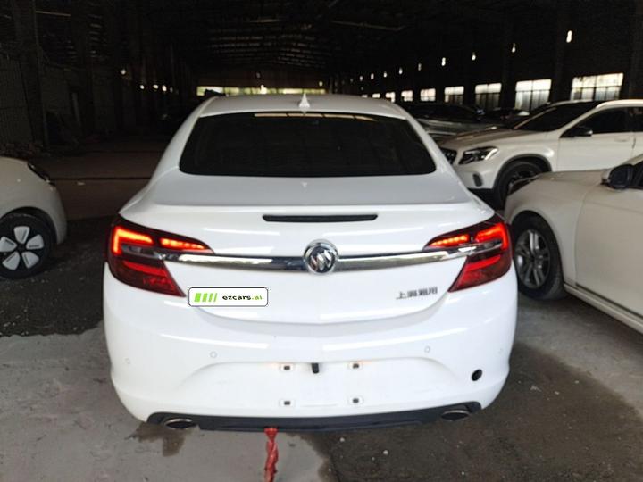 Regal 2015 1.6T Elite Tech photo 5