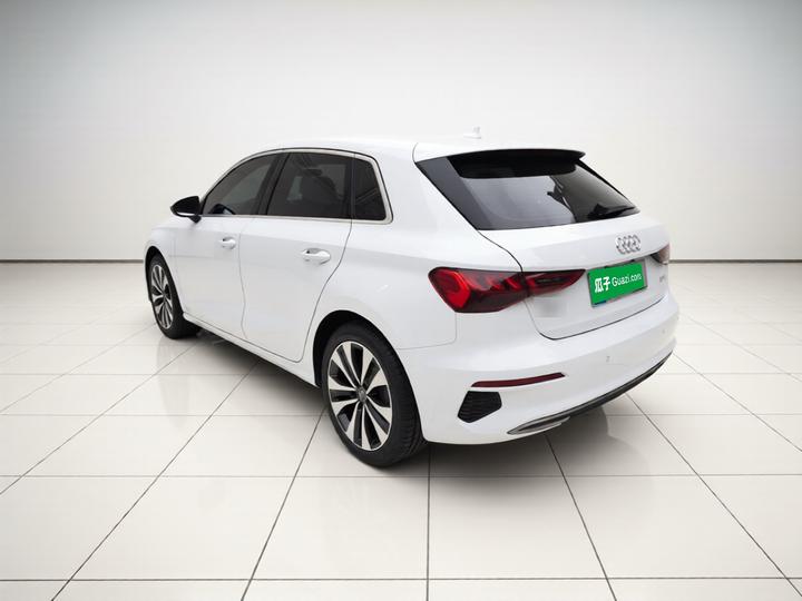 A3 2021 Sportback 35 TFSI Progressive photo 4