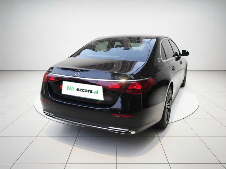 E-Class 2025 E 300 L Luxury photo 6