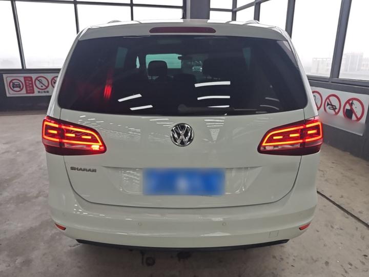 2016 380TSI Exclusive 7-Seater photo 3