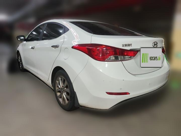 Elantra 2015 1.6L MT Leading photo 4