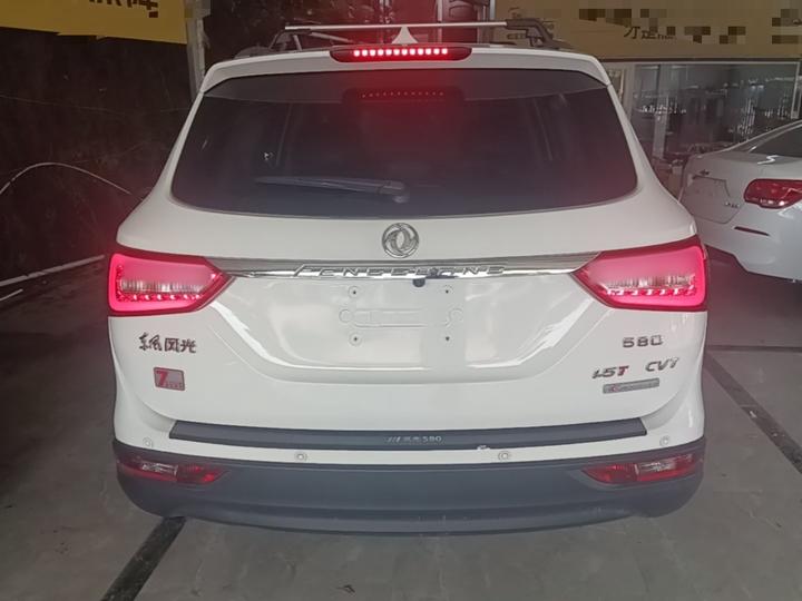 Fengon 580 2017 1.5T CVT Luxury photo 3
